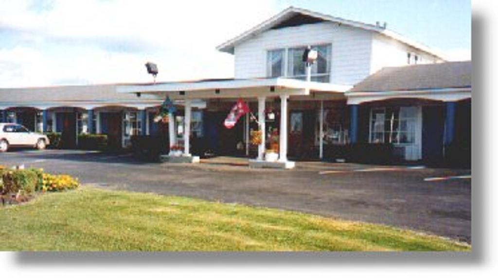 Four Seasons Motel Malone Szoba fotó